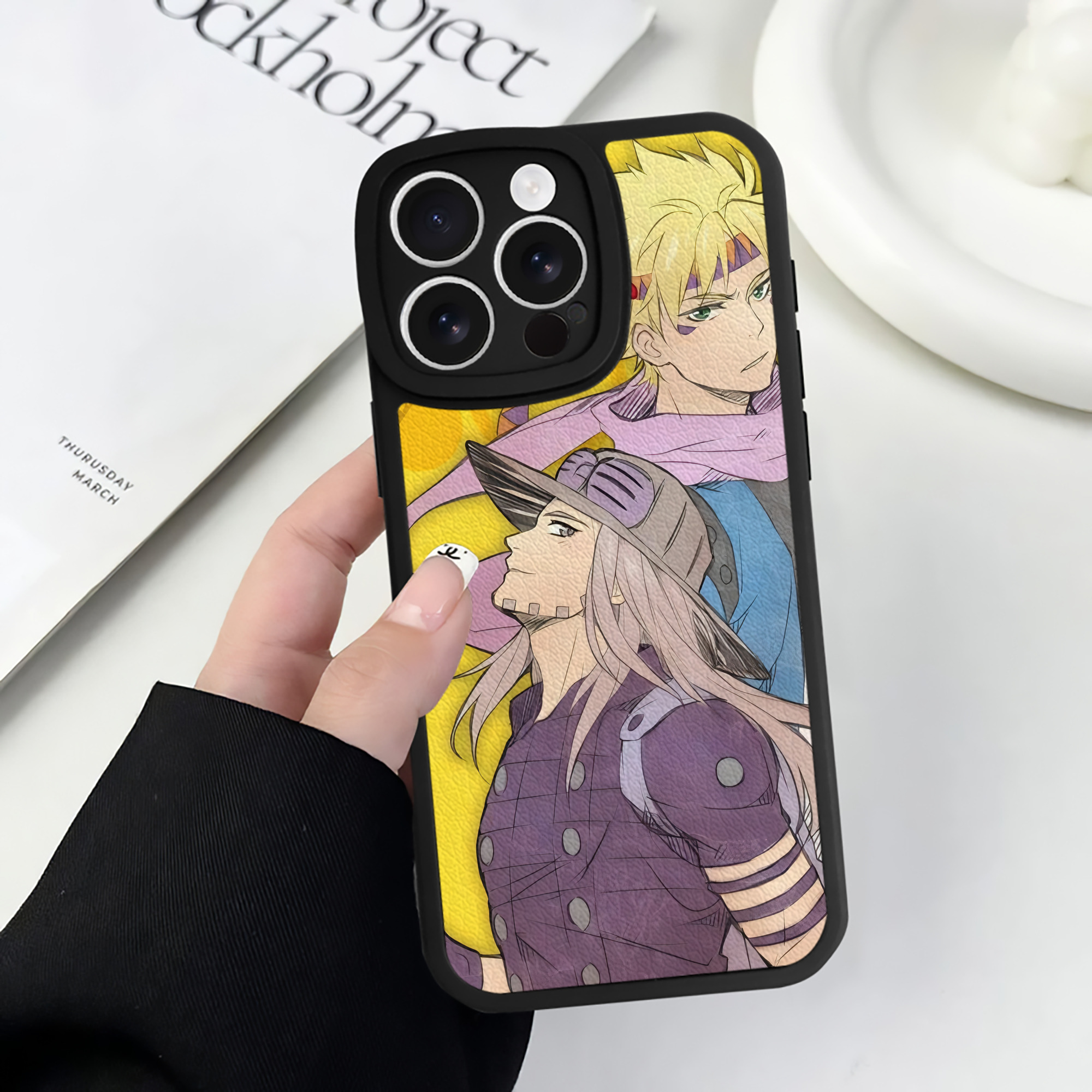 （画像用） ジョジョの奇妙な冒険 JoJo's Bizarre Adventure 【iPhone 16シリーズ対応】シリコンスマホケース（レザー調） 材質：シリコン